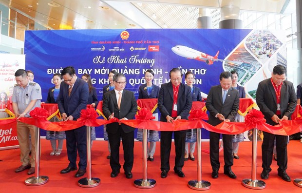 Vietjet opens Can Tho-Quang Ninh route hinh anh 2