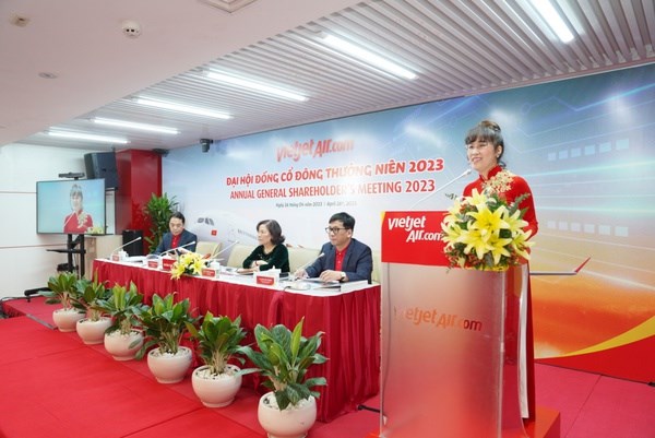 Vietjet aims to clinch leading position in domestic market hinh anh 2