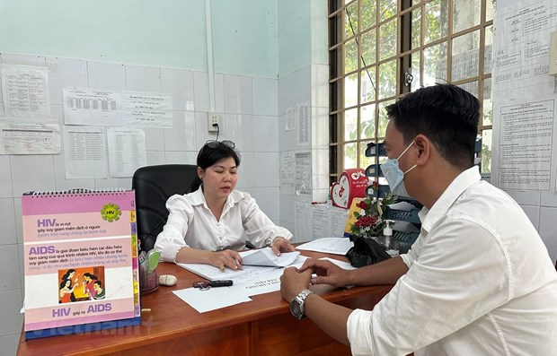 US continues to work with Vietnam in HIV prevention hinh anh 1