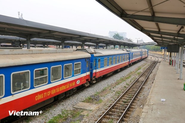 Railway sector changes mindset, moves forward hinh anh 1