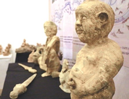 Hanoi hosts sculpture exhibit hinh anh 1