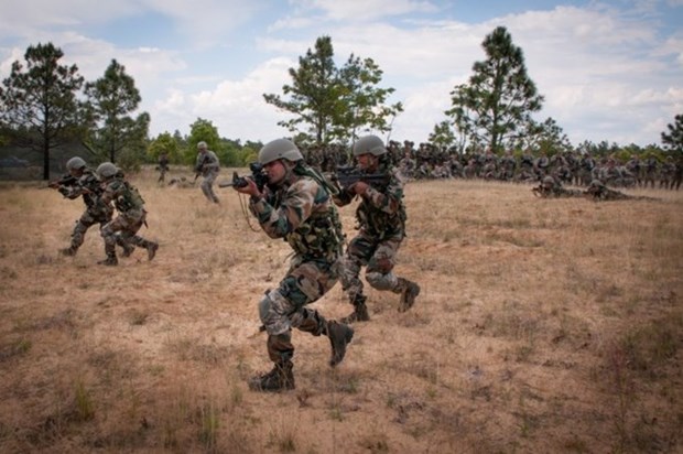 Indonesia, India to conduct 4th joint military exercise hinh anh 1