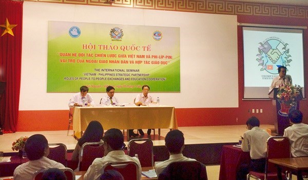 Seminar spotlights Vietnam-Philippines relations hinh anh 1