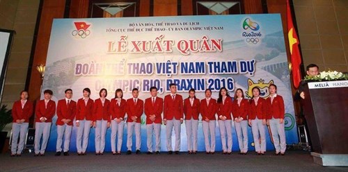First Vietnamese athletes depart for Olympics hinh anh 1