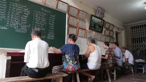 Small library makes community a family hinh anh 1