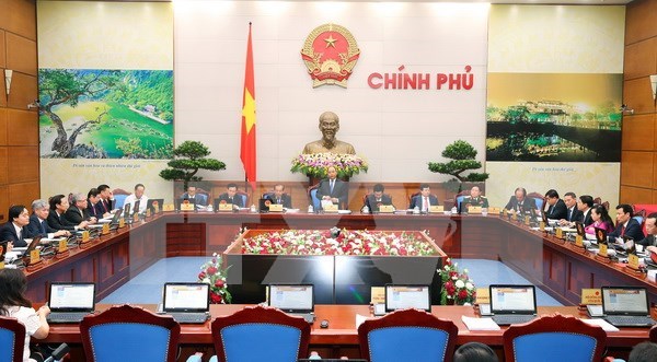 Cabinet members discuss revision of business laws hinh anh 1