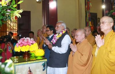 Indian PM meets with Vietnamese Buddhists hinh anh 1