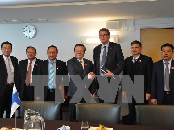 Vietnam, Finland strengthen legislative ties hinh anh 1