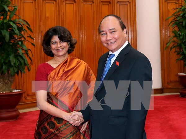 Outgoing coordinator asked to keep supporting UN-Vietnam ties hinh anh 1