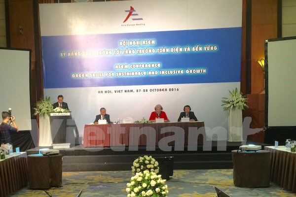 Vietnam combines economic development with environmental protection hinh anh 1