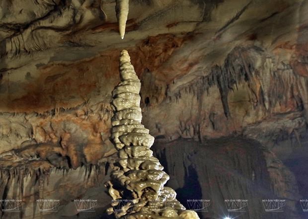 A journey to explore deeper into Thien Duong Cave hinh anh 5
