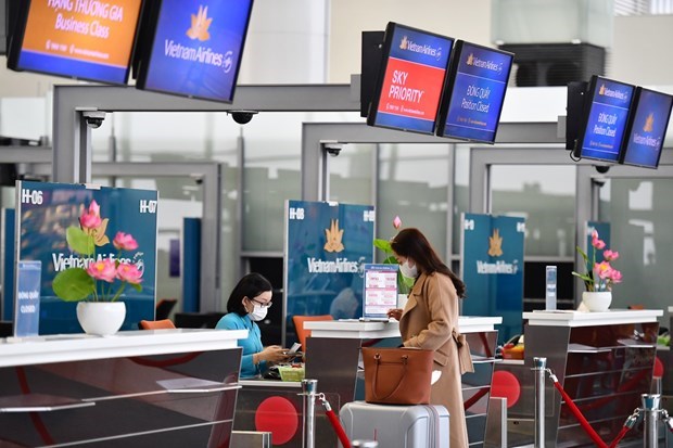 Vietnam Airlines vows best services possible during 13th National Party Congress hinh anh 2