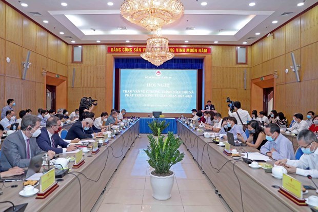 Vietnam moves to promote post-pandemic economic recovery, development hinh anh 4