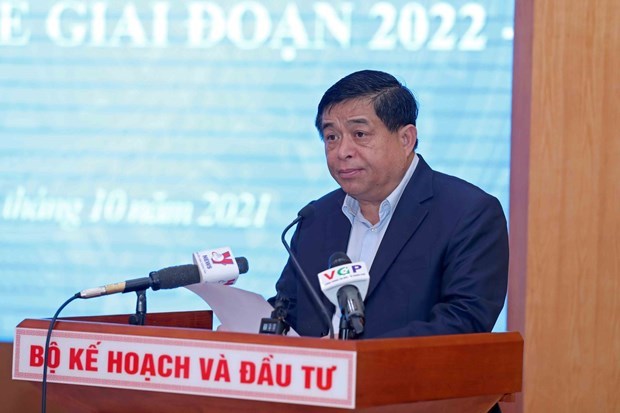 Vietnam moves to promote post-pandemic economic recovery, development hinh anh 2