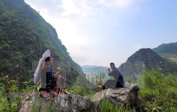 Love market passionate legend of Ha Giang Karst Plateau hinh anh 2