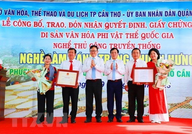 Can Tho’s 200-year-old rice paper making recognised national heritage hinh anh 1