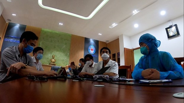 Doctors rush to Da Nang to support treatment of COVID-19 patients hinh anh 4