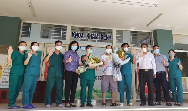Doctors rush to Da Nang to support treatment of COVID-19 patients hinh anh 5