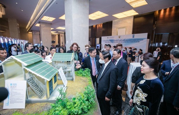 UNDP pledges additional 1,450 flood-proof homes for Vietnam hinh anh 1