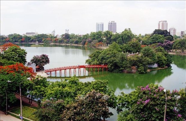 Hanoi launches city decoration campaign hinh anh 1