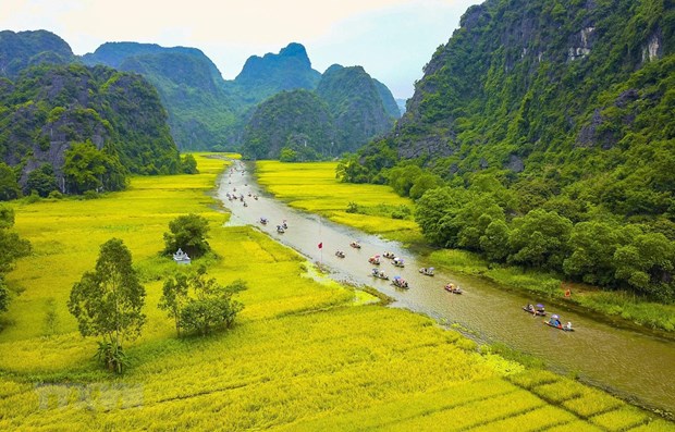 Trang An planned to become attractive tourism site in the world hinh anh 2