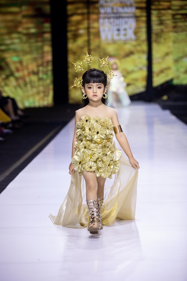 Vietnam Int’l Fashion Week highlights sustainability hinh anh 3