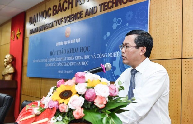 Deputy education minister talks about vision of Vietnam’s education hinh anh 2