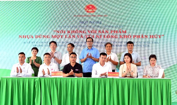 Hung Yen launches campaign to reduce use of single-use plastics hinh anh 1