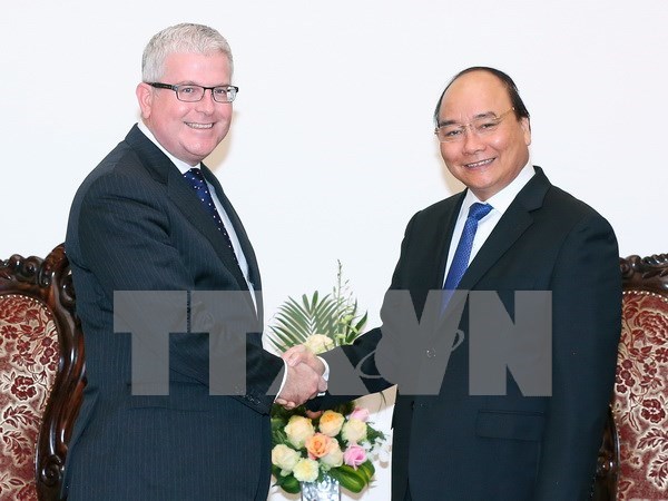 PM receives incoming Australian Ambassador hinh anh 1