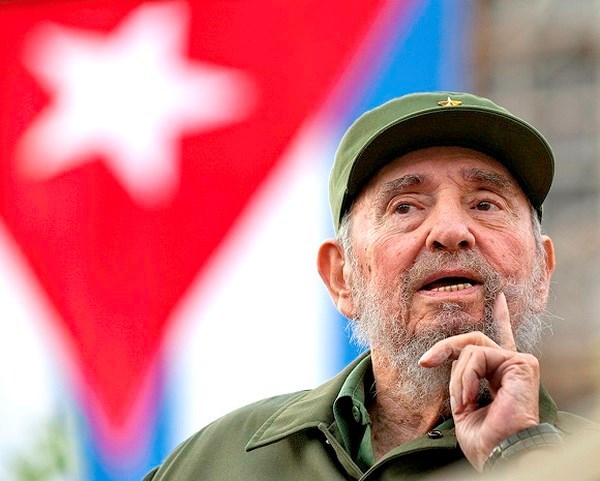 Vietnam sends condolences to Cuba over Fidel Castro’s death hinh anh 1