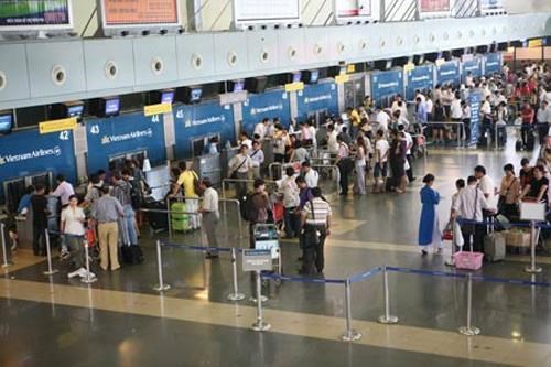Airlines to increase flights for Lunar New Year 2017 hinh anh 1