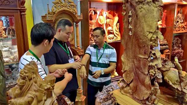 Vietnam Expo 2016 opens in HCM City hinh anh 1