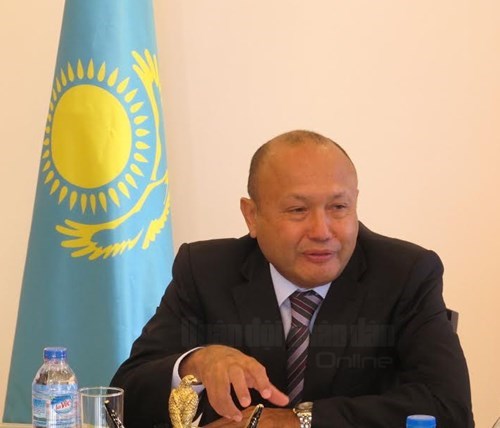 Kazakhstan eyes all-round links with Vietnam hinh anh 1