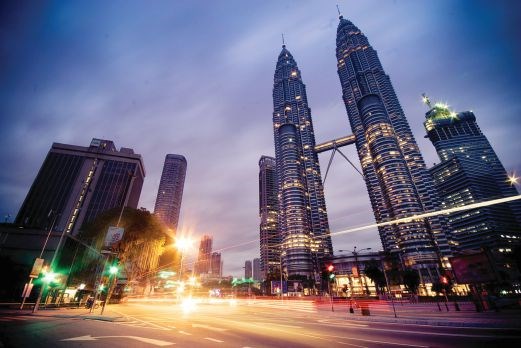IMF: Malaysia’s economy to grow 4.5 percent in 2017 hinh anh 1