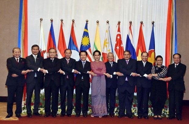 Vietnam attends ASEAN AMM Retreat on Myanmar hinh anh 1