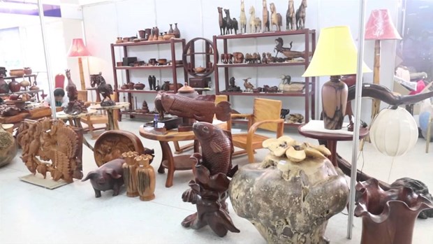 Made-in-Laos furniture fair to take place next month hinh anh 1