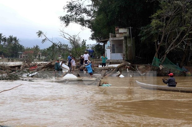 Campaign launched to raise funds for flood victims hinh anh 1