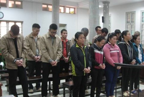 Hanoi court hands down nine death, life sentences on drug dealers hinh anh 1
