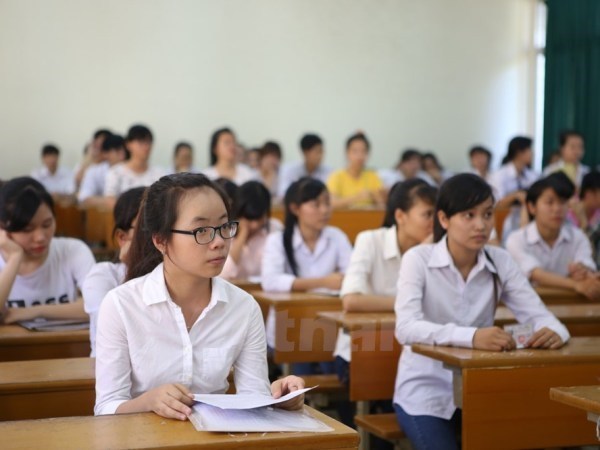 Public still wary of private universities hinh anh 1