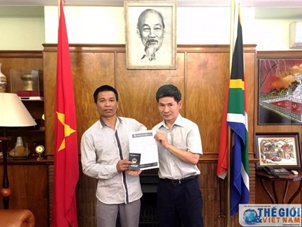 Vietnamese Embassy in South Africa supports sailor hinh anh 1