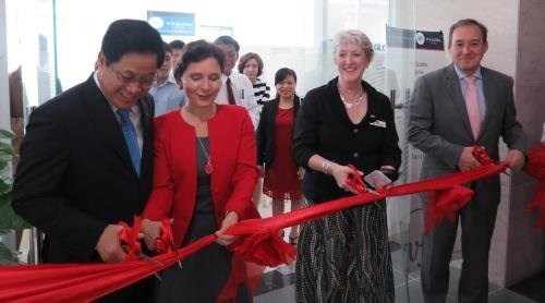 UK and Australia visa application centre opens in Da Nang hinh anh 1