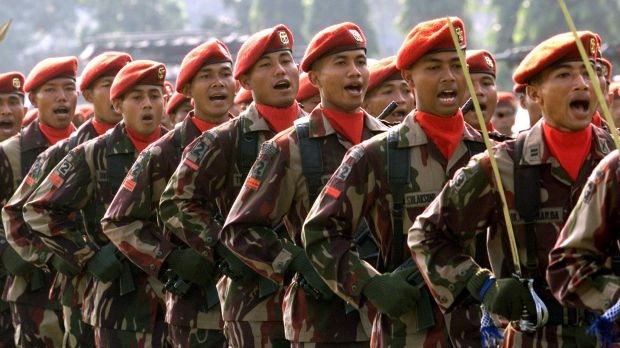 Australia seeks to ease military breach with Indonesia hinh anh 1