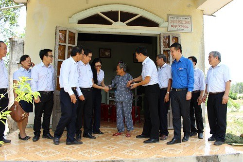 Da Nang to build 1,325 charity houses in 2017 hinh anh 1
