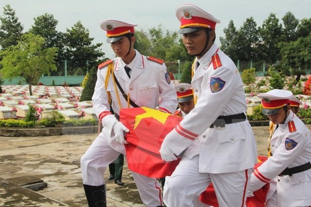Over 2,200 sets of martyrs’ remains collected in 2016 hinh anh 1