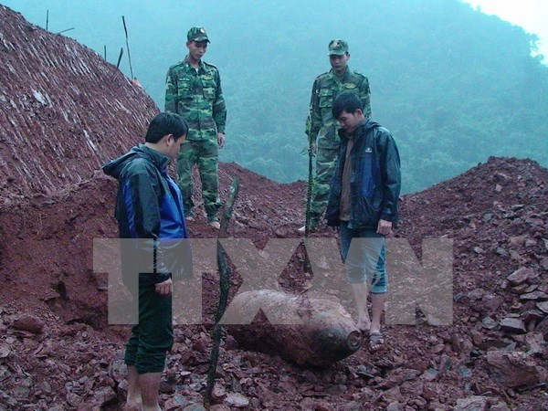 French-era bomb defused in Yen Bai hinh anh 1