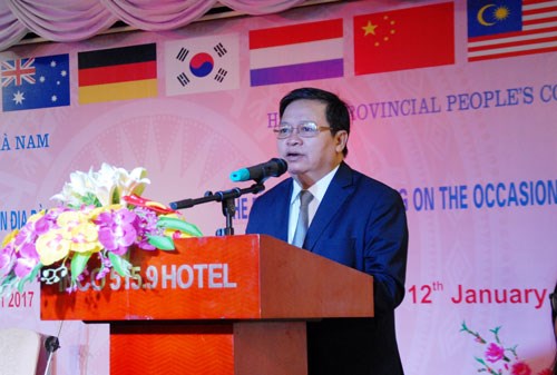 Ha Nam authorities meet with foreign-invested firms hinh anh 1