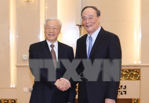 Chinese senior officials hail visit by Vietnam’s Party leader hinh anh 2