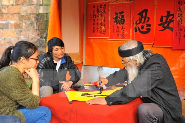 Hanoi: calligraphy fest to run during Tet hinh anh 1