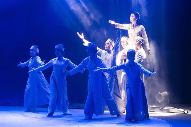 “Cai luong” troupe to perform for free in rural areas during Tet hinh anh 1