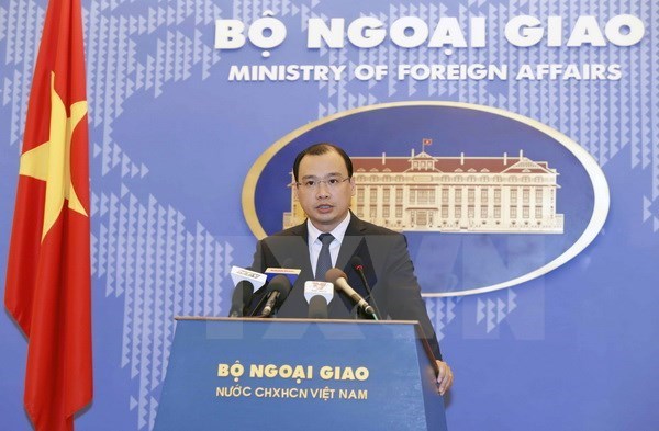 Vietnam pushes ahead with global economic integration hinh anh 1